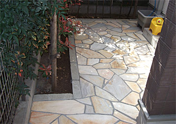 ���\��̃e���X